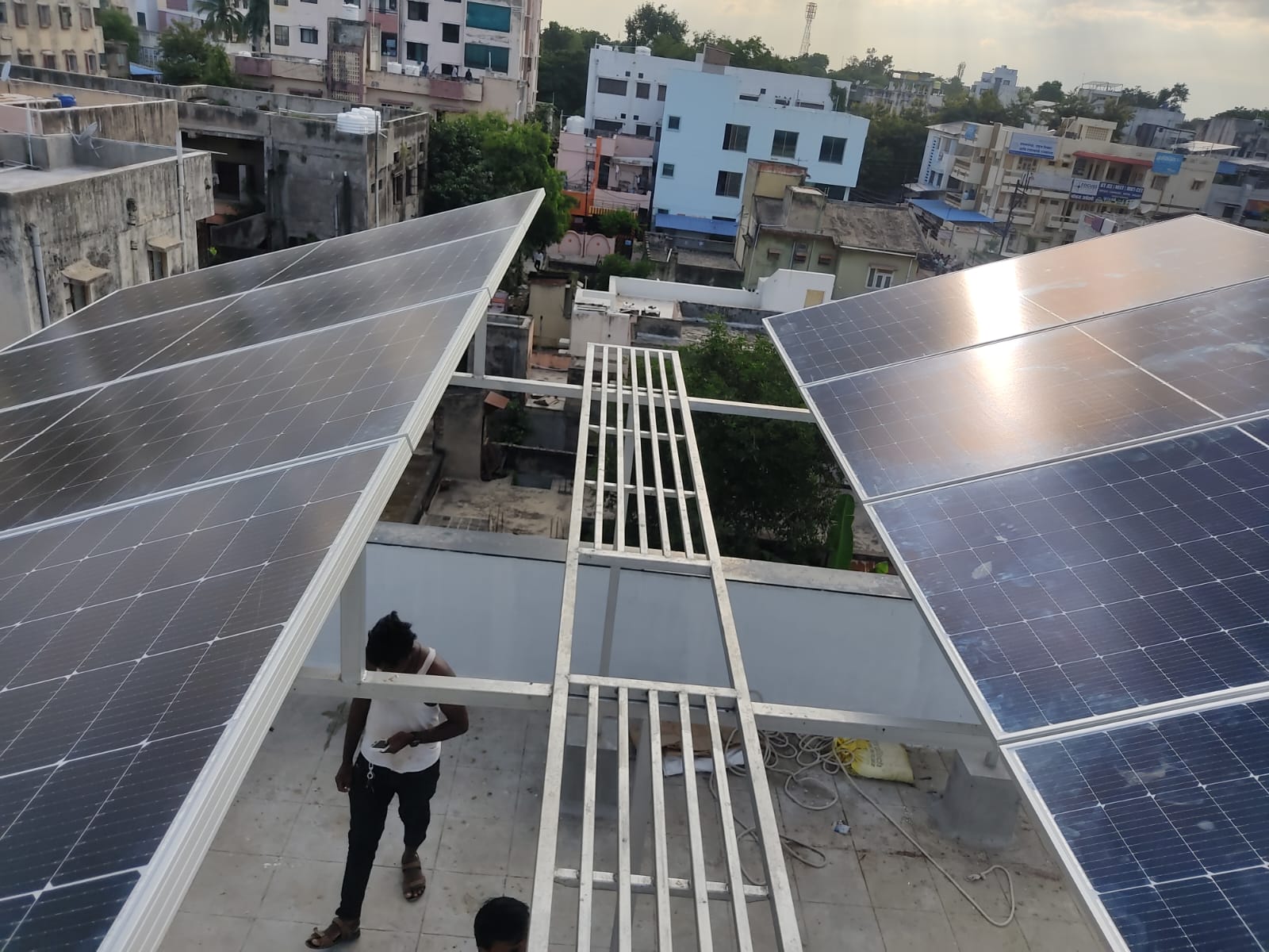 Urban rooftop solar